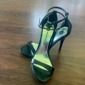Michael Antonio high heels sandals